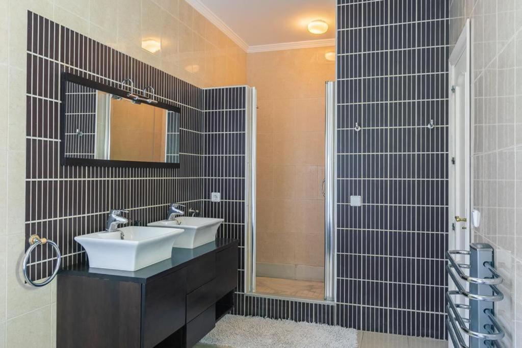 Spacious 10guest In Puerto Banus With Pool Villa Marbellac